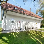 Διαμέρισμα Feriendoppelhaus Sommer Stakendorf