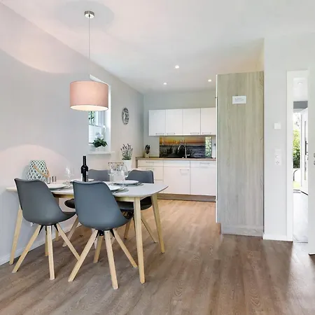 Feriendoppelhaus Sommer 公寓 Stakendorf